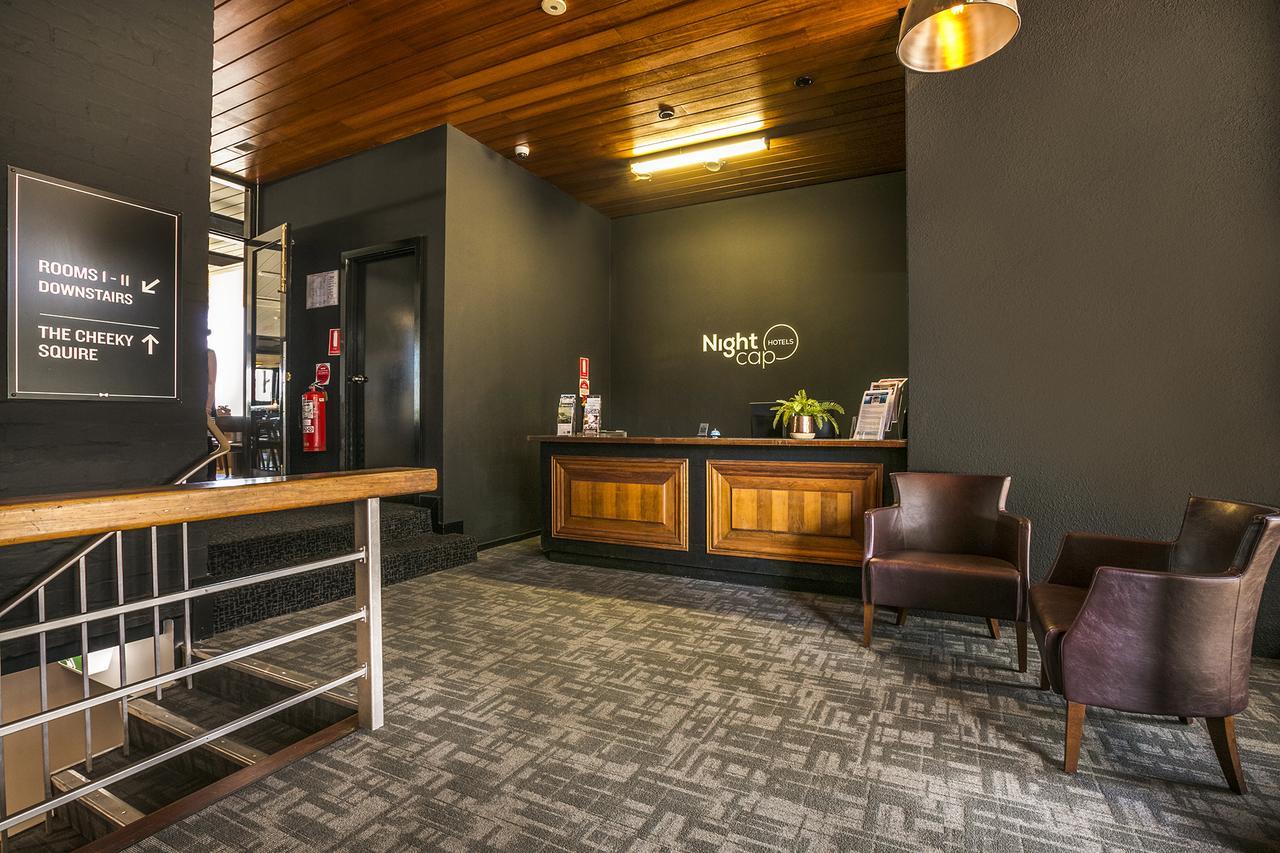 Nightcap At The Cheeky Squire Hotel Frankston Exterior foto